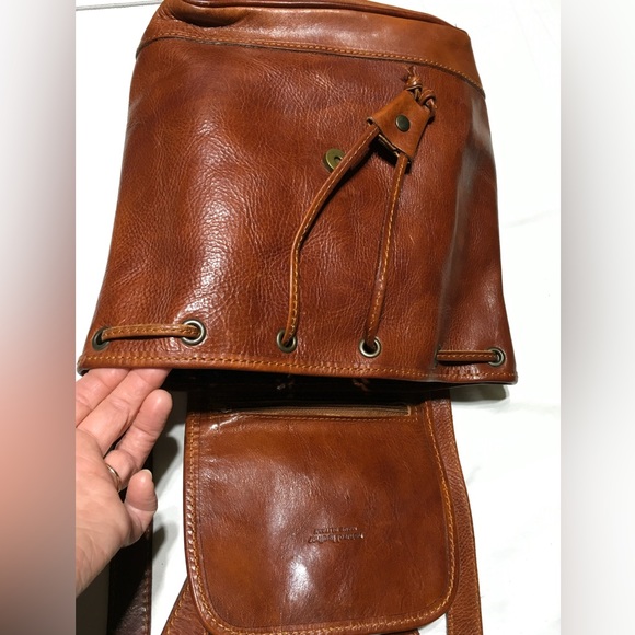 I Medici Firenze Italy Whiskey Brown Leather Rucksack Backpack Flap Buckle Snap - Picture 2 of 15